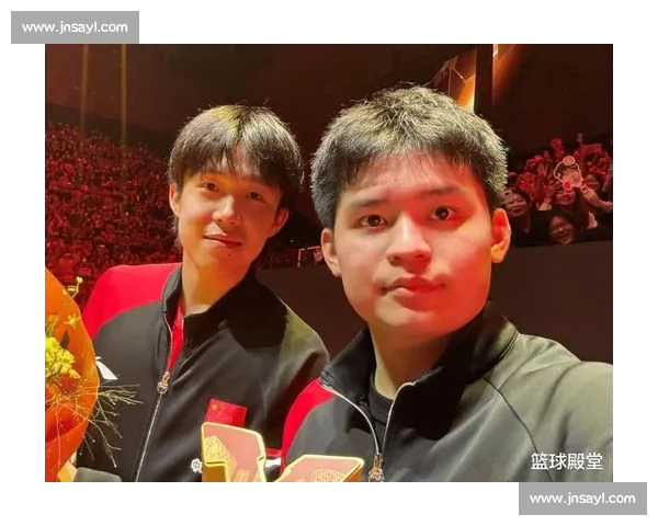 王楚钦林诗栋合练爆发！吼声震天展顶尖默契，全力以赴冲击巅峰